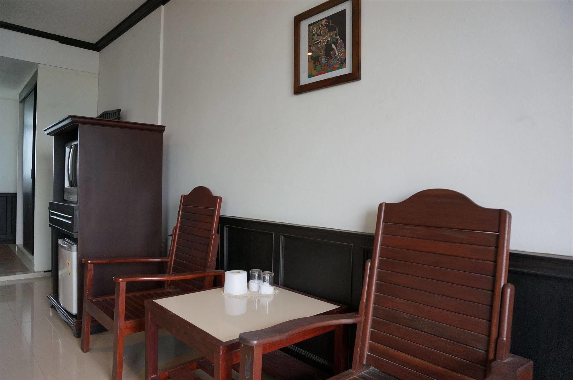 Sand Inn Hotel HHQ Eksteriør bilde